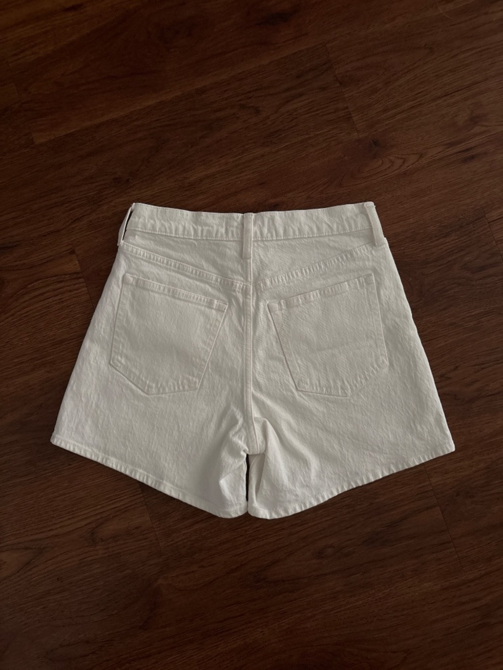 Abercrombie High Rise Dad White Denim Shorts - Picture 2 of 3